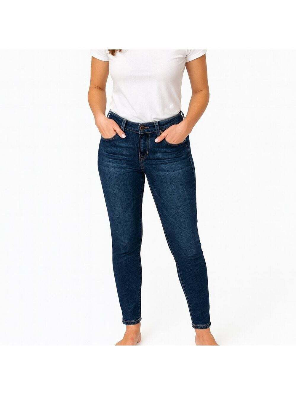 Frank Lyman Skinny Jeans Medium Blue Stretch Denim Slim Fit Classic Casualcore